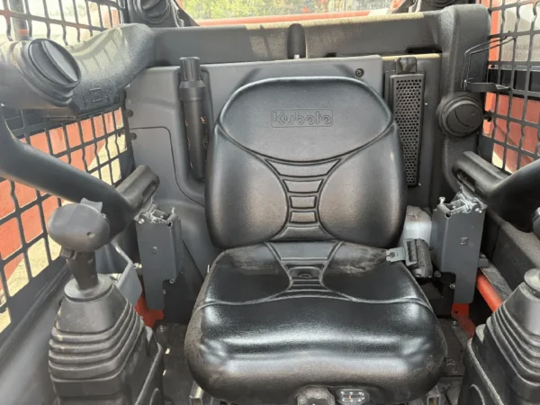 2024 Kubota SSV75PHFRC Skid Steer Loaders 200302 - Image 4