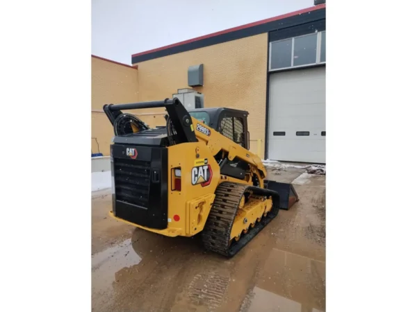 2024 Caterpillar 299D3XE Compact Track Loader - Image 5