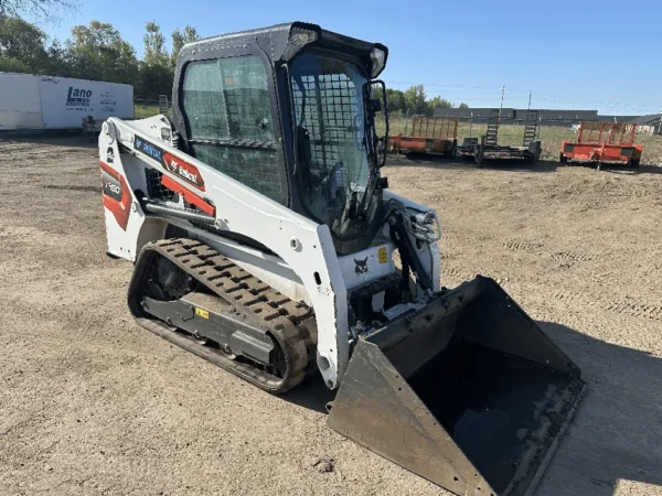 2023 Bobcat T450 Compact Track Loaders 219757