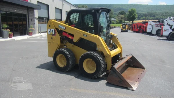 2023 CATERPILLAR 226D3 - Image 2